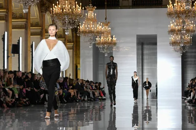 Look 32